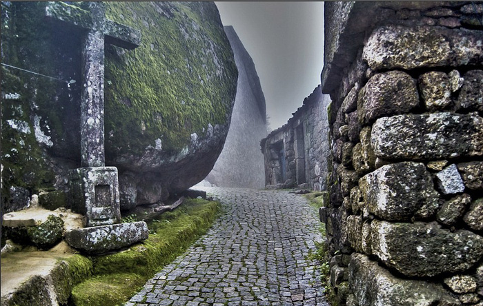 Ngôi làng đá đặc biệt nhất Bồ Đào Nha - Ảnh 11.